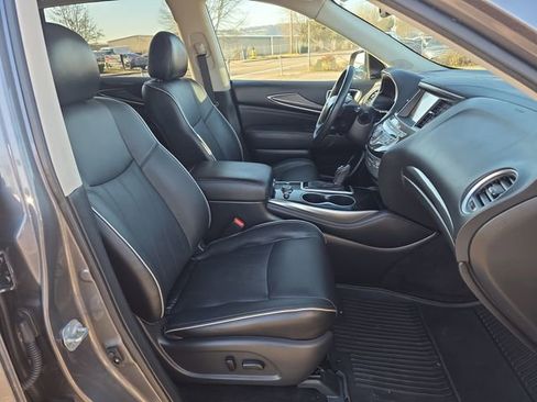 Used 2019 INFINITI QX60 Luxe w/ Essential Package image 12