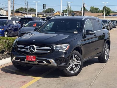 Used 2022 Mercedes-Benz GLC 300 image 2