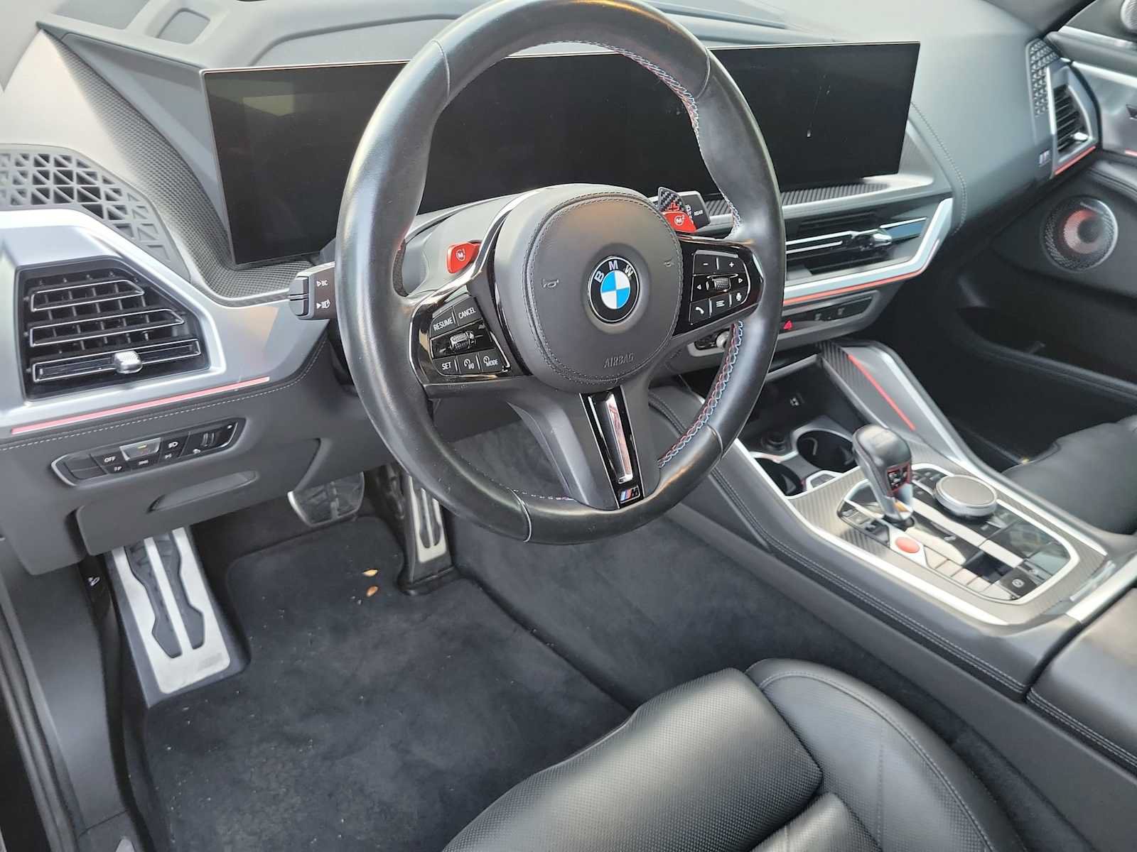 Used 2023 BMW XM w/ M Driver's Package AWD/4WD image 2