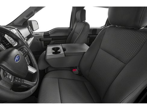 Used 2019 Ford F150 XLT w/ Equipment Group 302A Luxury AWD/4WD image 10