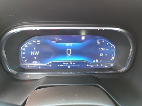 Used 2022 Chevrolet Suburban LT image 19