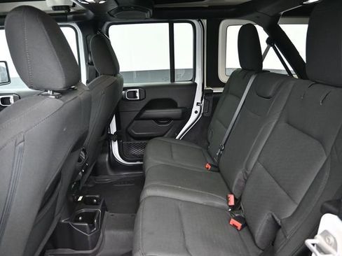 Used 2023 Jeep Wrangler Sahara w/ Cold Weather Group image 28