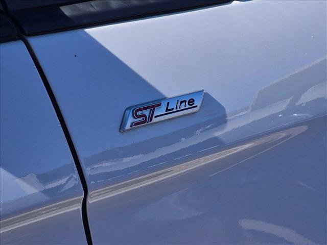 Used 2022 Ford Edge ST-Line w/ Class II Trailer Tow Package AWD/4WD image 11