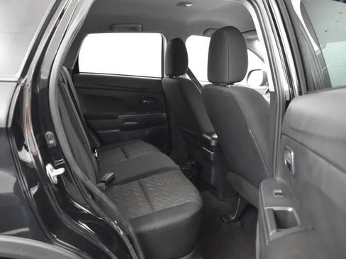 Used 2024 Mitsubishi Outlander Sport ES AWD/4WD image 18