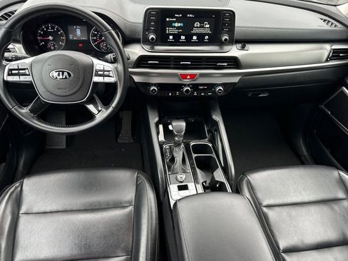 Used 2021 Kia Telluride LX FWD image 10