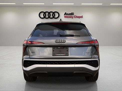 New 2026 Audi Q3 quattro 2.0T AWD/4WD image 4