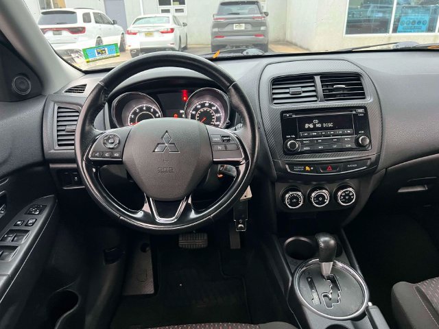 Used 2017 Mitsubishi Outlander Sport LE FWD image 17