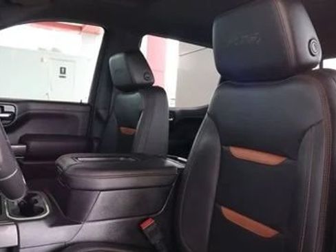 Used 2019 GMC Sierra 1500 AT4 w/ AT4 Preferred Package AWD/4WD image 15
