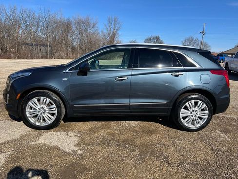 Used 2019 Cadillac XT5 Premium Luxury image 2