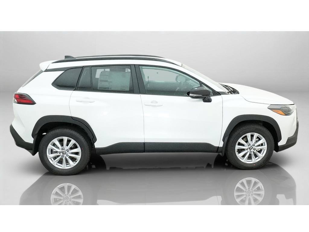 New 2026 Toyota Corolla Cross LE FWD image 11