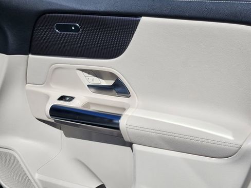 Certified 2022 Mercedes-Benz GLA 250 GLA 250 image 21