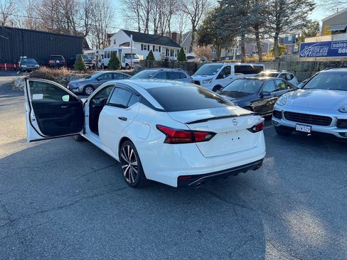 Used 2020 Nissan Altima 2.5 SR image 4