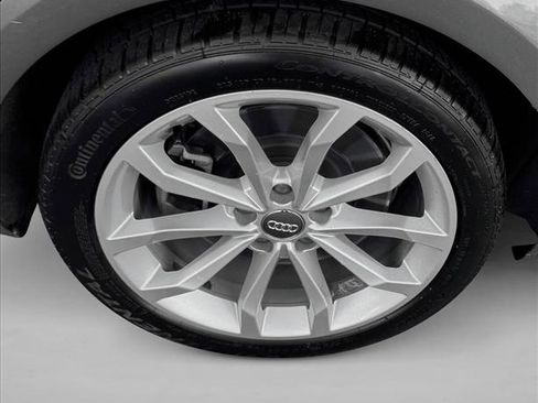 Used 2019 Audi A4 2.0T Premium Plus w/ Premium Plus Package image 9