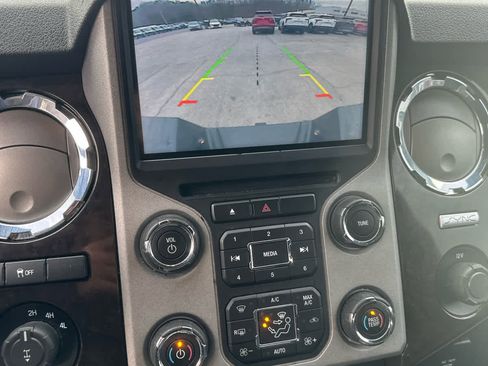 Used 2015 Ford F250 Platinum image 17