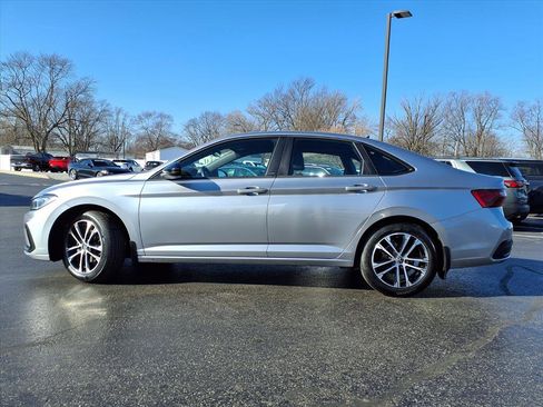 Used 2025 Volkswagen Jetta Sport image 24