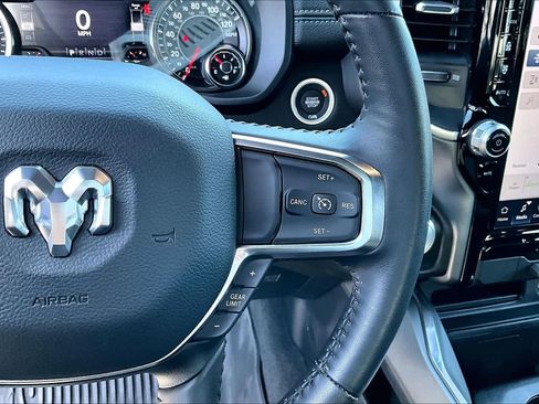 Used 2024 RAM 1500 Laramie image 24