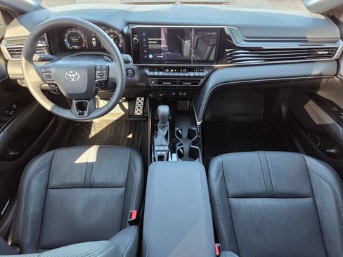Used 2025 Toyota Camry XSE AWD/4WD image 26