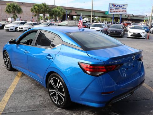 Used 2022 Nissan Sentra SR w/ Electronics Package FWD image 6