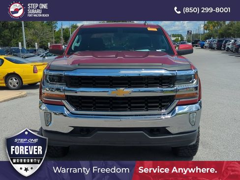 Used 2018 Chevrolet Silverado 1500 LT w/ All Star Edition AWD/4WD image 10