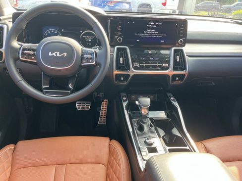 Used 2023 Kia Sorento SX Prestige AWD/4WD image 15