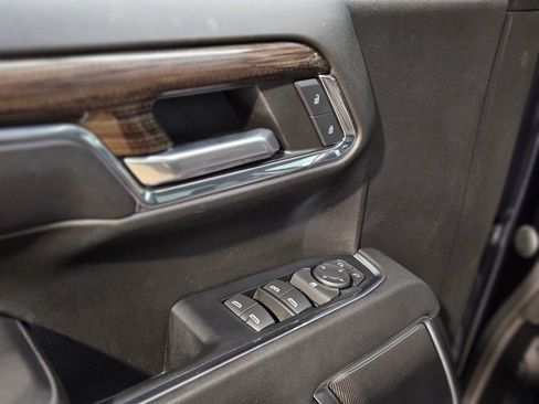 Used 2023 Chevrolet Silverado 1500 LT image 21