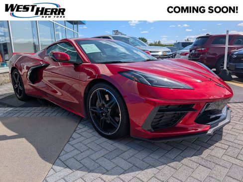Used 2022 Chevrolet Corvette Stingray Premium Cpe w/ Z51 Performance Package RWD image 1