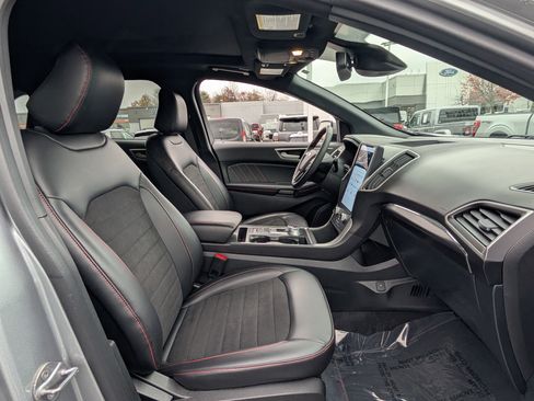 Certified 2024 Ford Edge ST-Line image 12