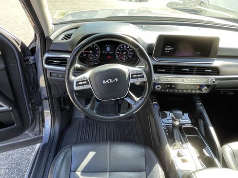 Used 2022 Kia Telluride EX w/ EX Premium Package AWD/4WD image 11