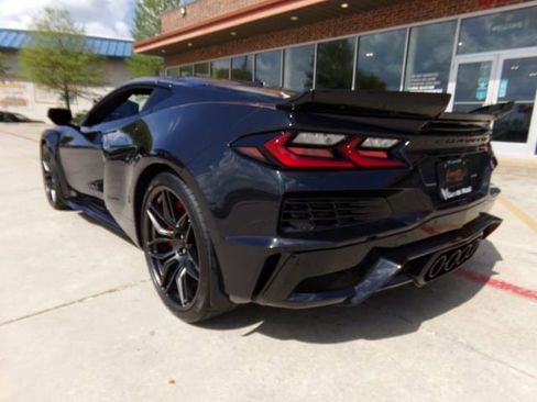 Used 2024 Chevrolet Corvette Z06 image 8