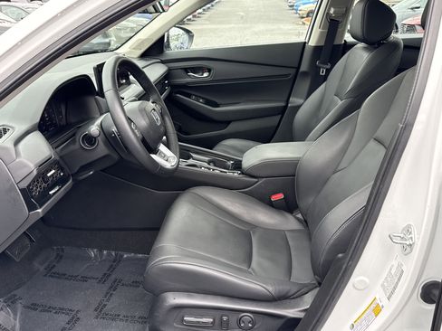 Certified 2025 Honda Accord Touring image 16