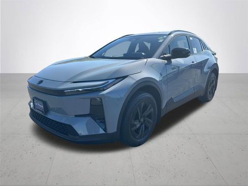 New 2026 Toyota C-HR AWD/4WD image 2