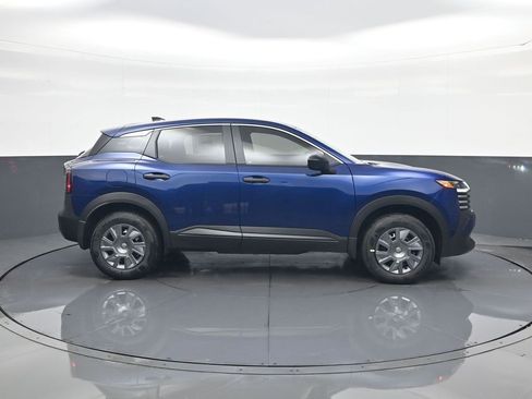 New 2026 Nissan Kicks S image 8