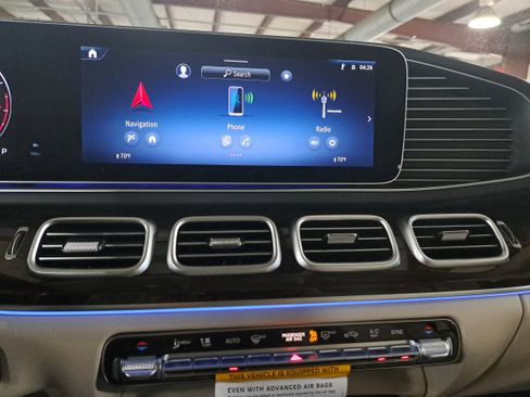New 2026 Mercedes-Benz GLS 450 4MATIC image 21
