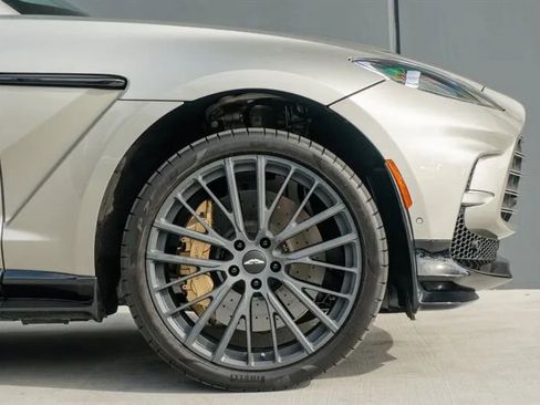 Used 2023 Aston Martin DBX 707 image 41