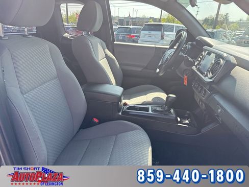 Used 2022 Toyota Tacoma SR image 21