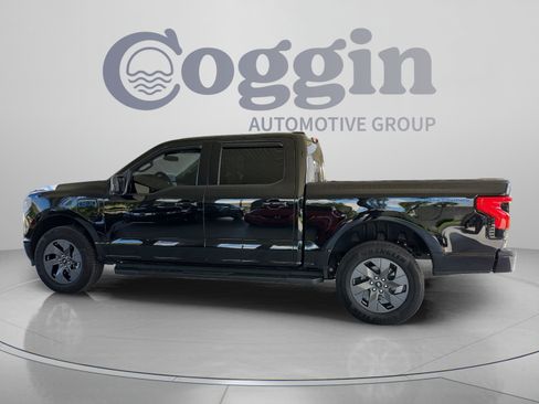 Used 2025 Ford F150 Lightning Flash AWD/4WD image 2