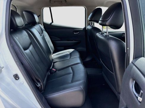 Used 2016 Nissan Leaf SL w/ Premium Package FWD image 25