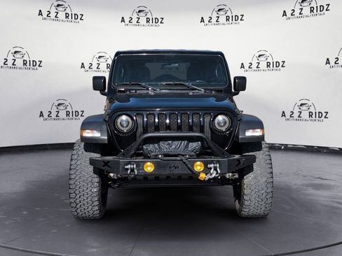 Used 2019 Jeep Wrangler Sport image 2