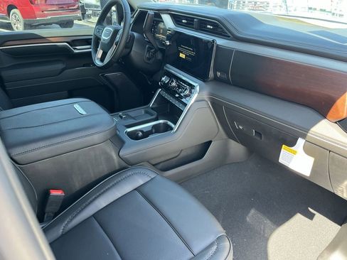 New 2026 GMC Sierra 3500 Denali w/ Technology Package AWD/4WD image 15