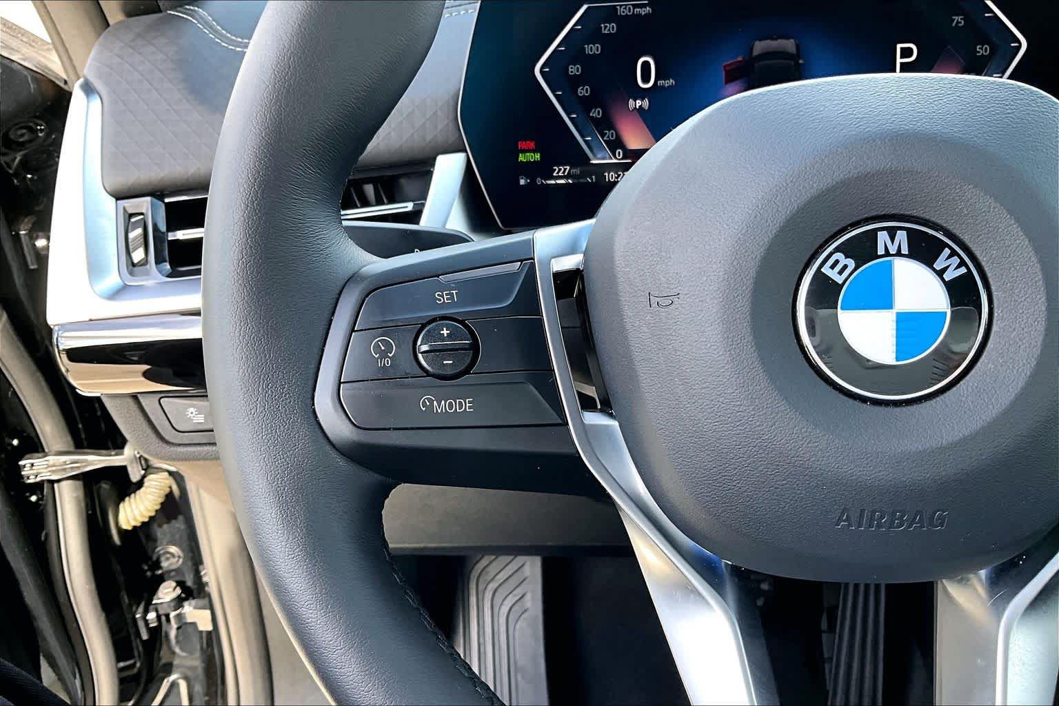 Used 2025 BMW X2 xDrive28i AWD/4WD image 20