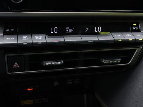 Used 2025 Toyota Camry LE FWD image 40