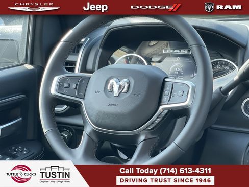 New 2026 RAM 2500 Big Horn AWD/4WD image 15