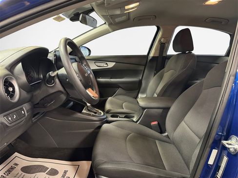 Certified 2024 Kia Forte LXS w/ LXS Technology Package image 12