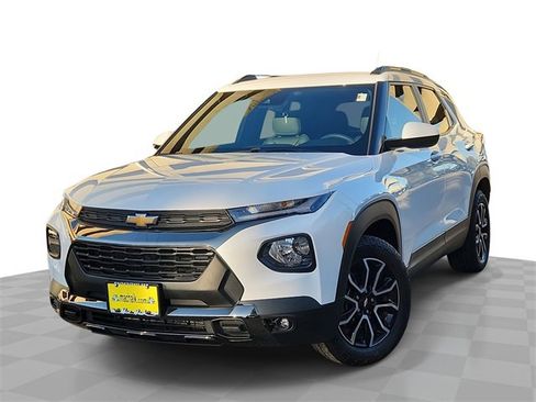 Used 2023 Chevrolet TrailBlazer ACTIV w/ Convenience Package image 1