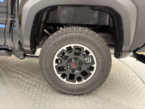 New 2026 Toyota Tacoma TRD Off-Road AWD/4WD image 23