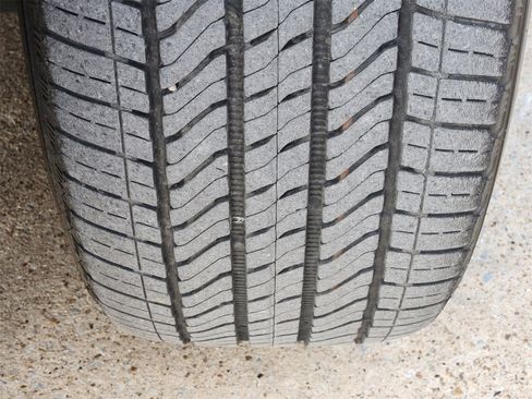 Used 2021 Cadillac Escalade Sport w/ Driver Assist Tech Package image 21