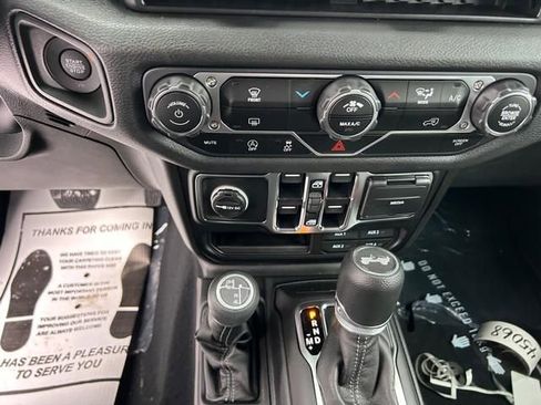 New 2025 Jeep Wrangler Unlimited Sport AWD/4WD image 19