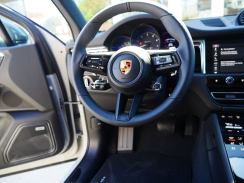 New 2026 Porsche Macan AWD/4WD image 18
