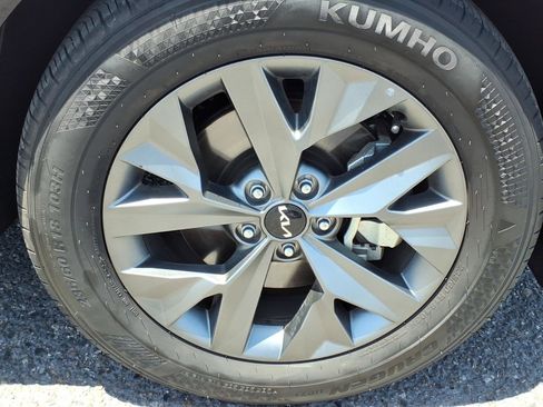 Used 2024 Kia Sportage SX FWD image 9