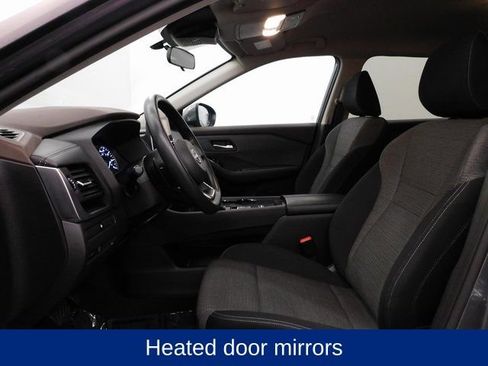 Used 2023 Nissan Rogue SV image 26